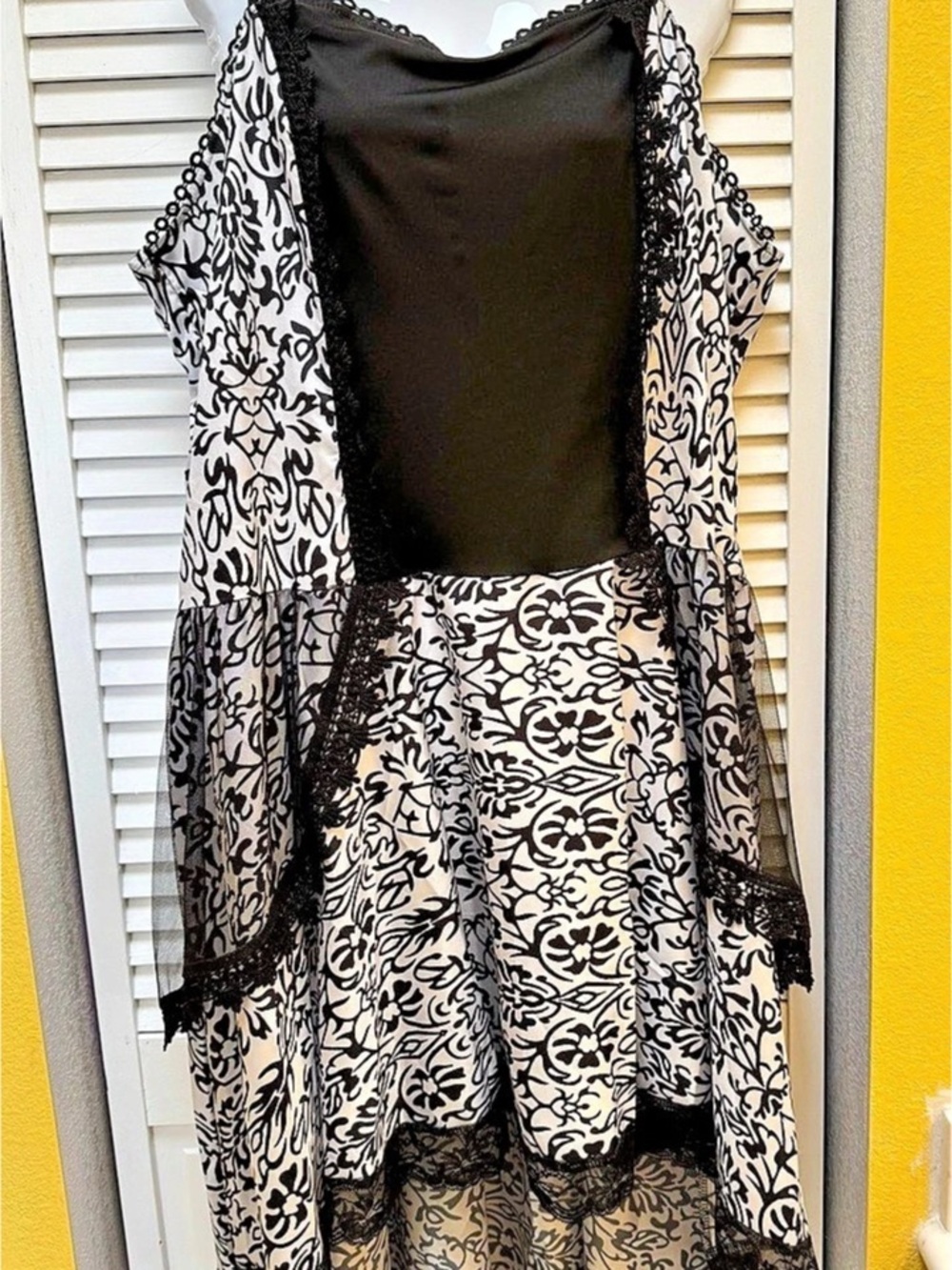 Floral Lace Trim Mini Dress in Black & White Like New